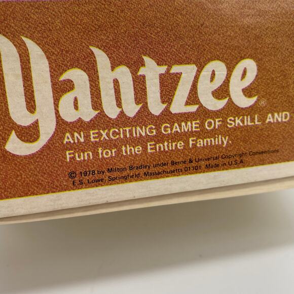 Vintage 1978 Milton Bradley Yahtzee Game Complete with Scorecard EUC - Picture 7 of 8